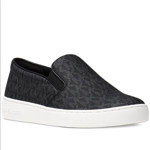 Great condition MK Keaton shoes